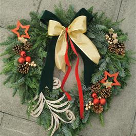 Heart Door Wreath red &amp; gold